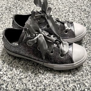 Grey glitter girls Converse all stars